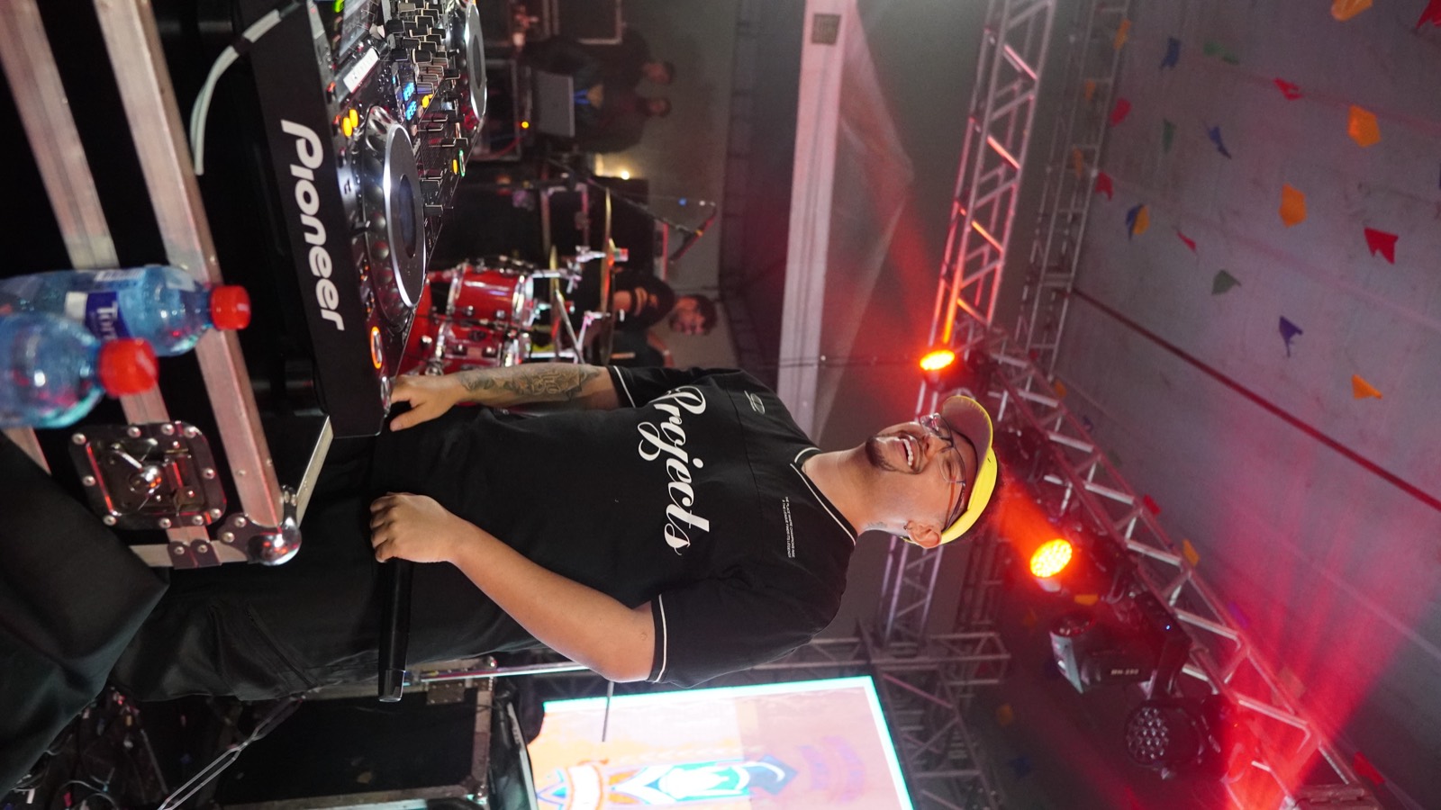 DJ Lucas Beat no palco